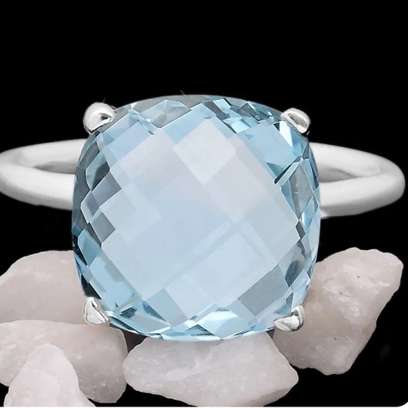 14k white gold finish & natural sky aquamarine faceted cushion cut 8 kts - Picture 1 of 3